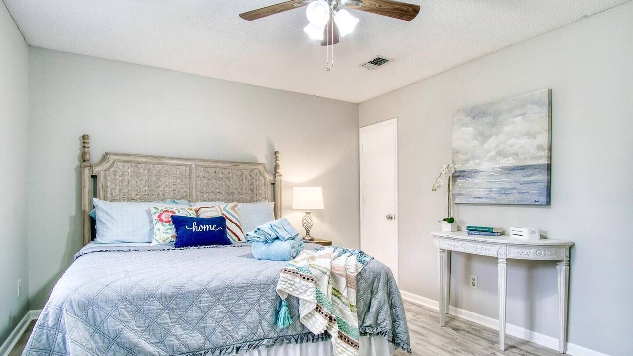 Photo of Bedroom in Southpoint