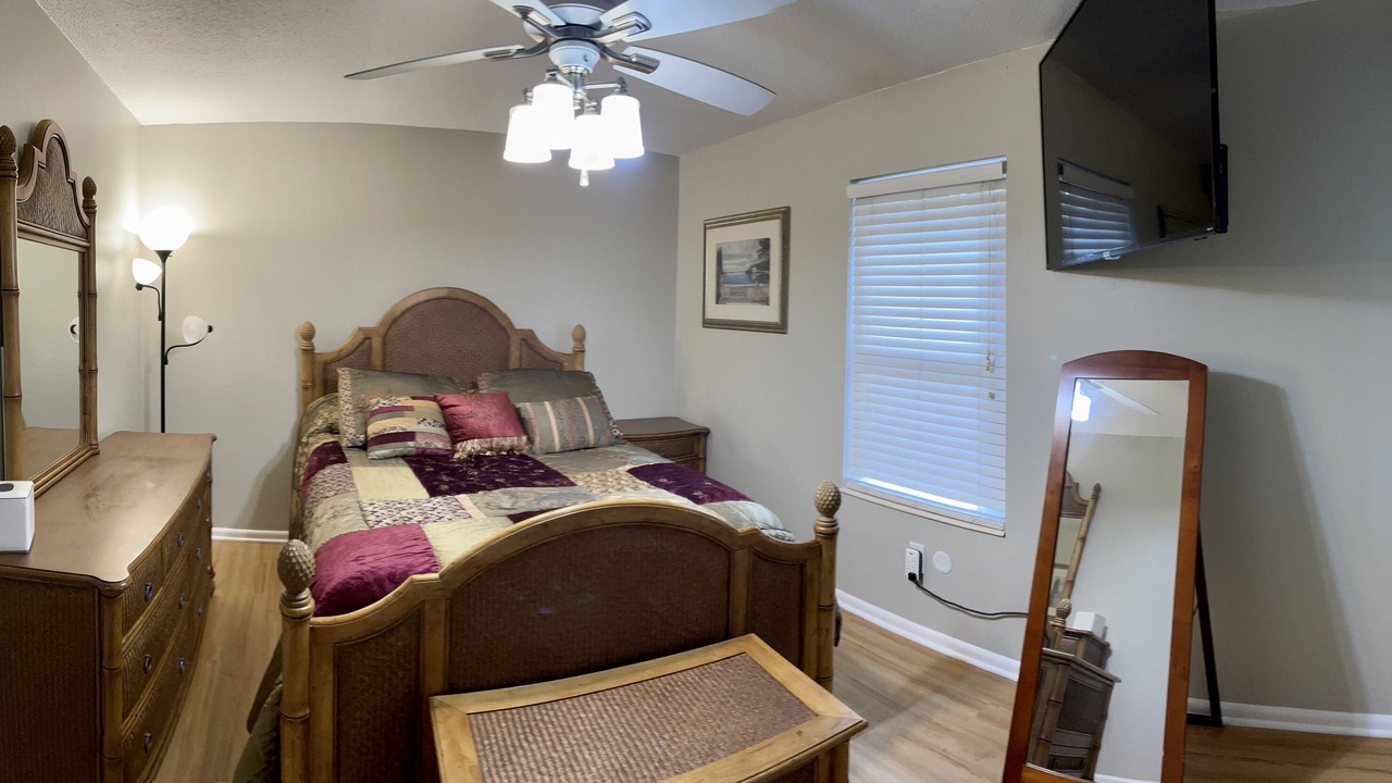 Photo of Bedroom in Tallahassee