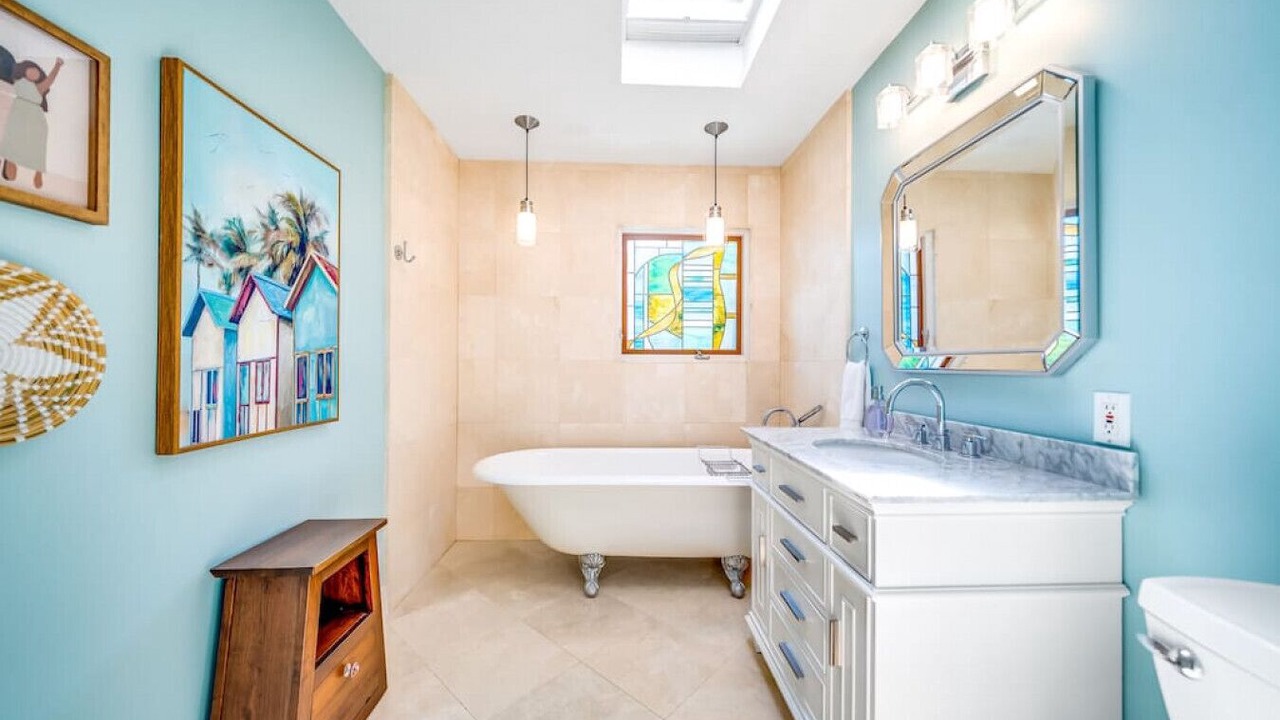 Photo of Bathroom in Cypress Lakes