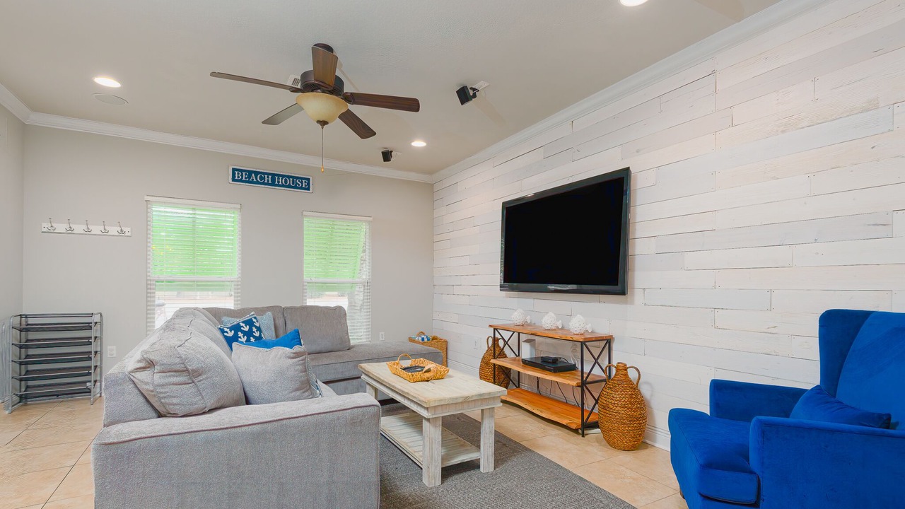 Photo of Livingroom in Villages of Crystal Beach