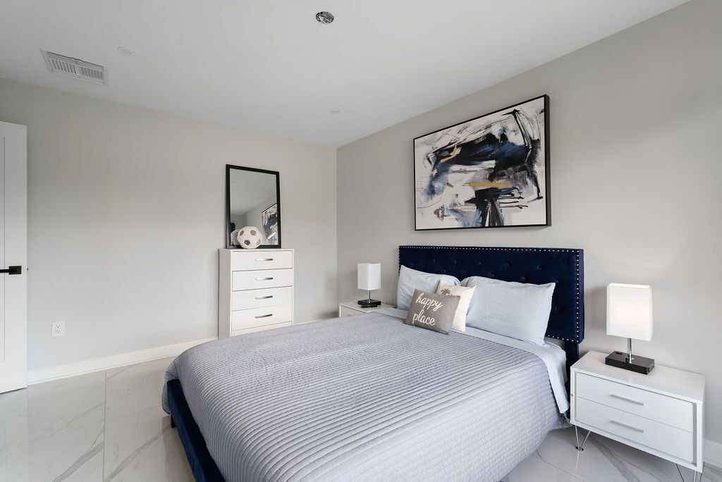 Photo of Bedroom in Naples Park
