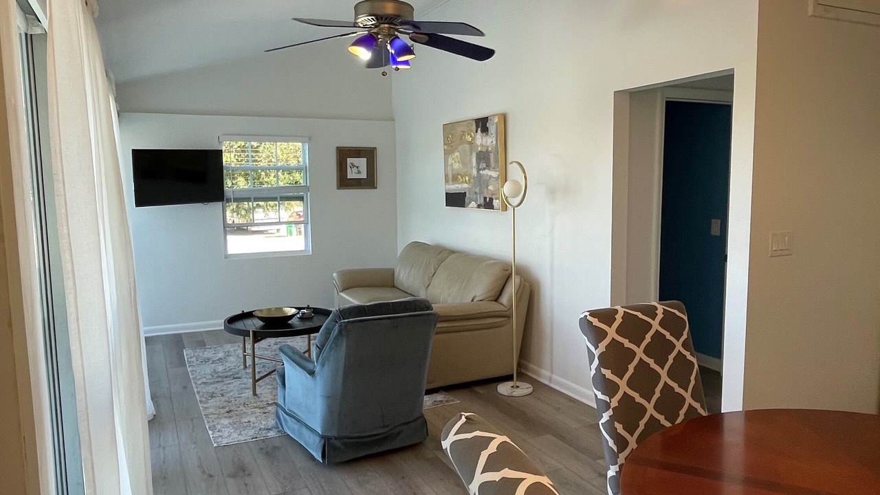 Photo of Livingroom in Ozona