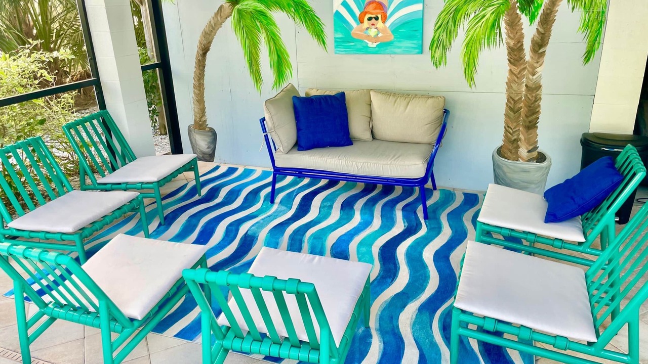 Photo of Outdoor in Mid Island