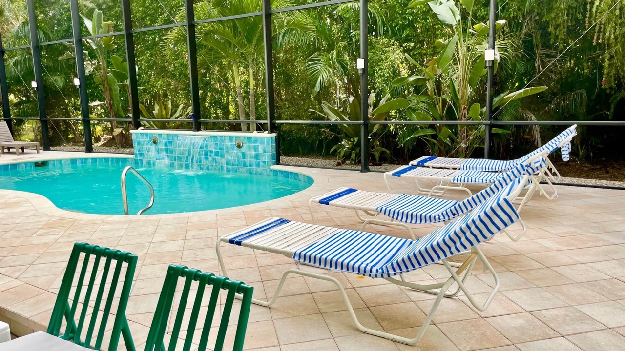 Photo of Outdoor in Mid Island
