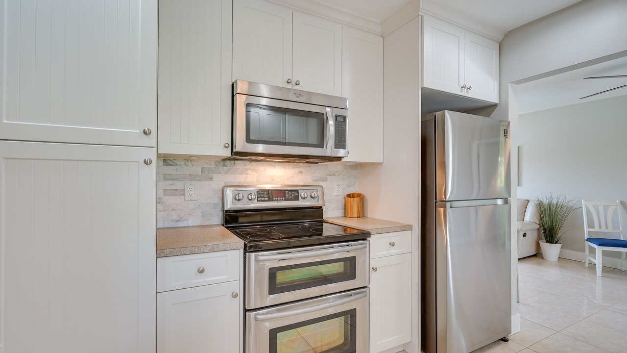 Photo of Kitchen in Caloosahatchee