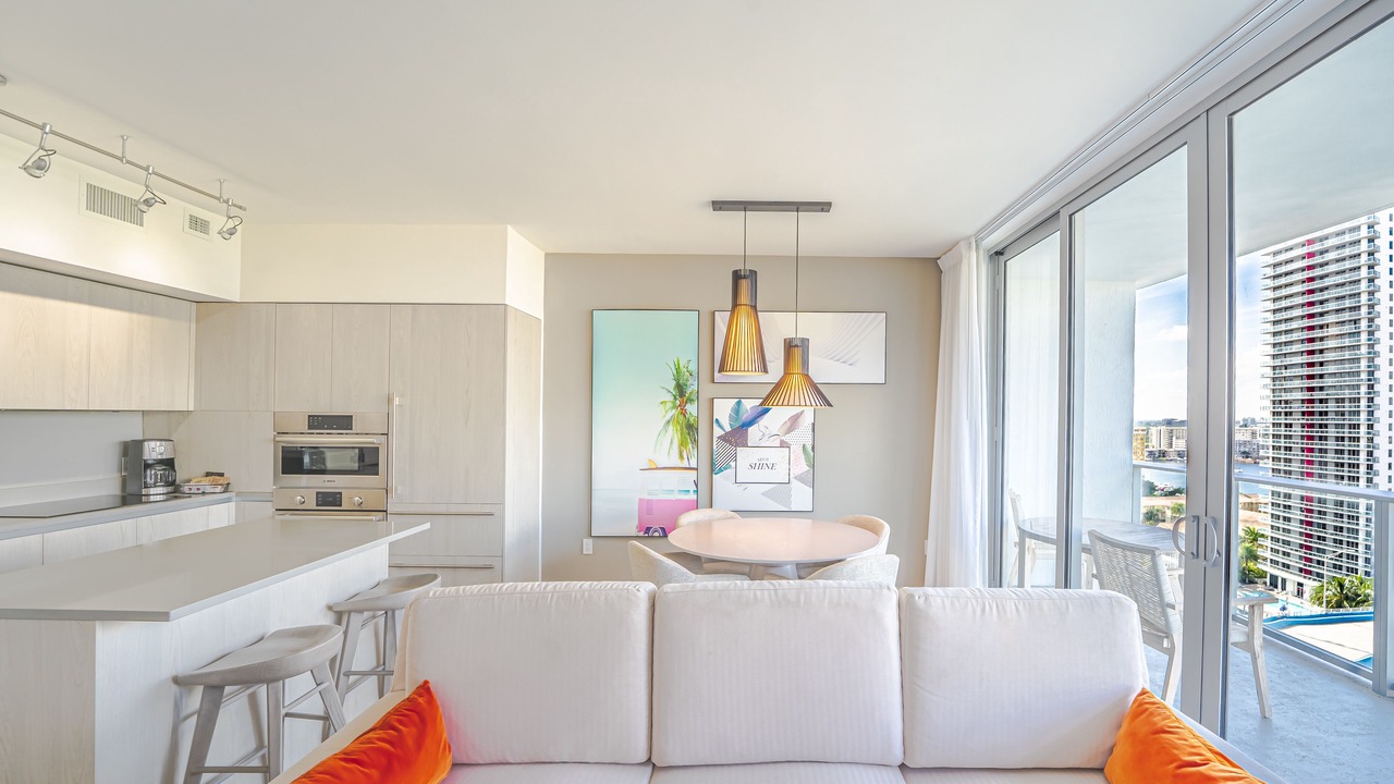 Photo of Bedroom in Hallandale Beach