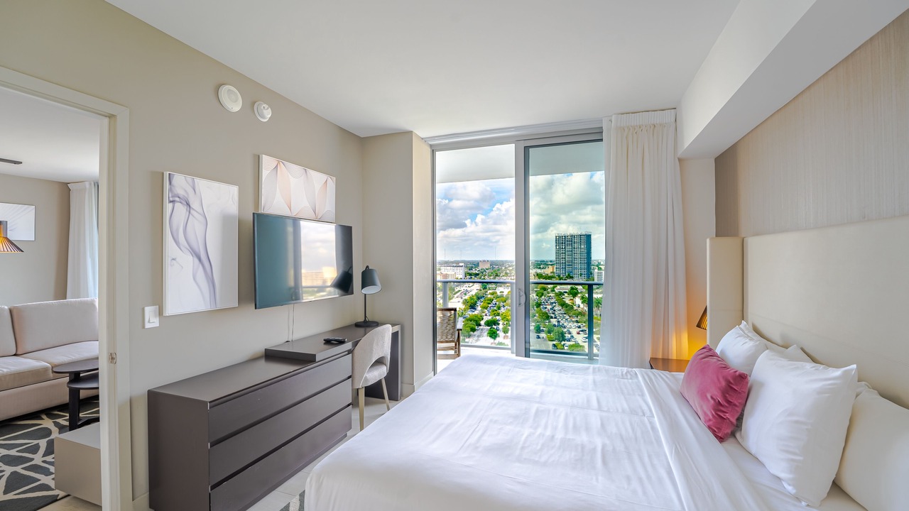 Photo of Bedroom in Hallandale Beach