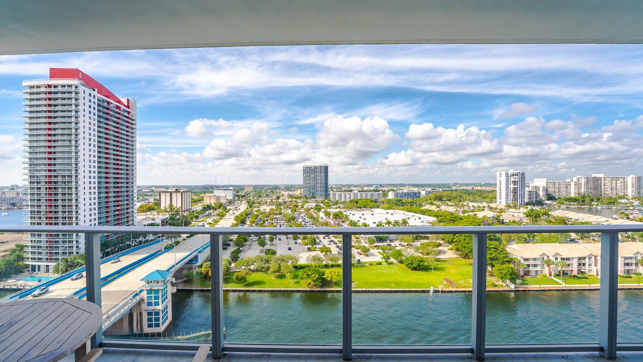Photo of Outdoor in Hallandale Beach