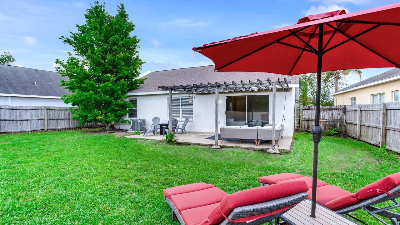 Photo of Patio Balcony in Lakeview Village