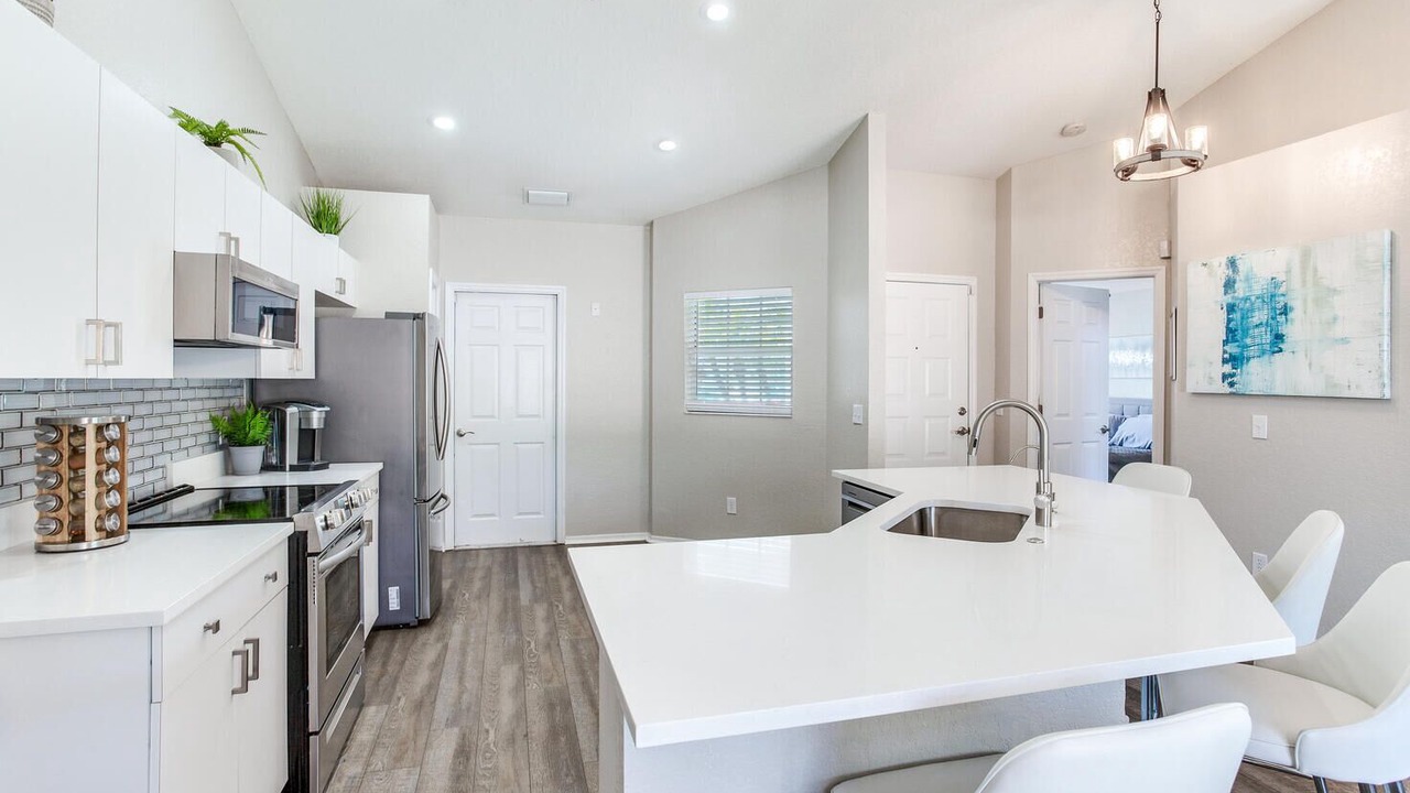Photo of Kitchen in Lakeview Village