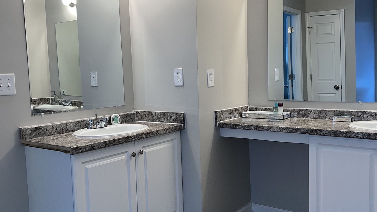 Photo of Bathroom in Lithonia
