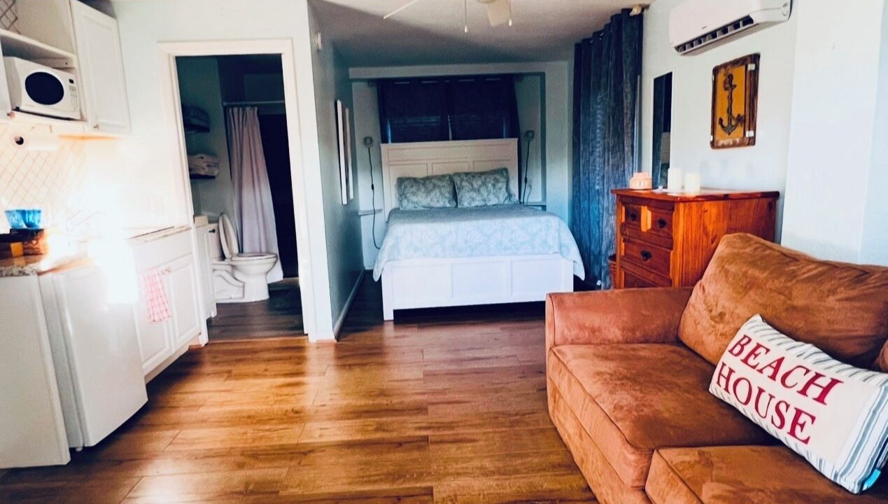 Photo of Livingroom in Indian Waterways