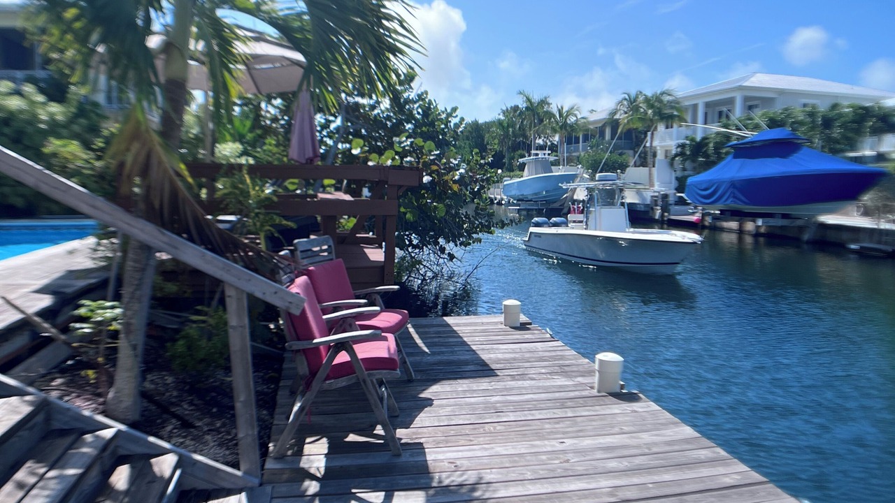 Photo of Patio Balcony in Indian Waterways