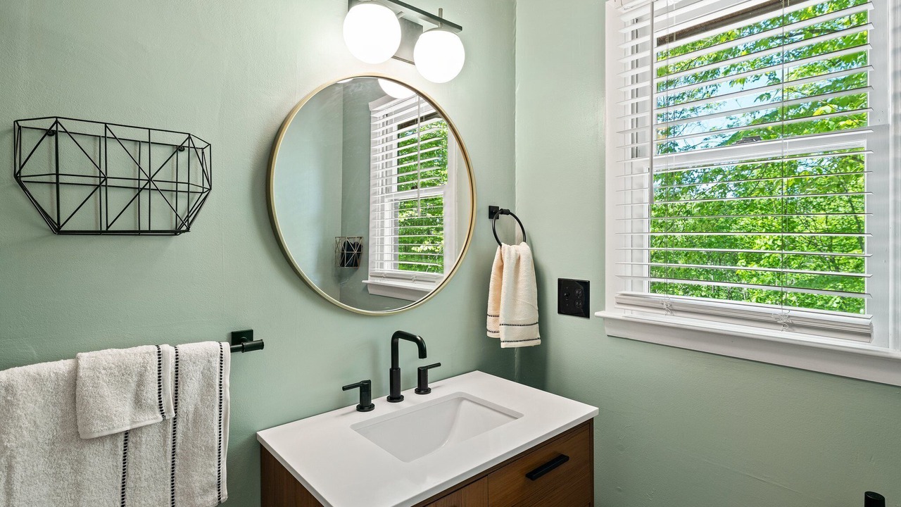 Photo of Bathroom in Maggie Valley