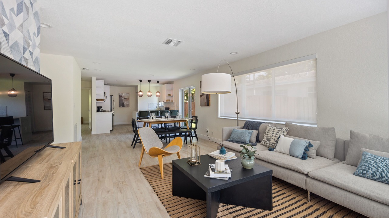 Photo of Livingroom in Royal Poinciana