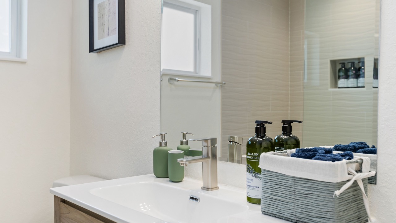 Photo of Bathroom in Royal Poinciana