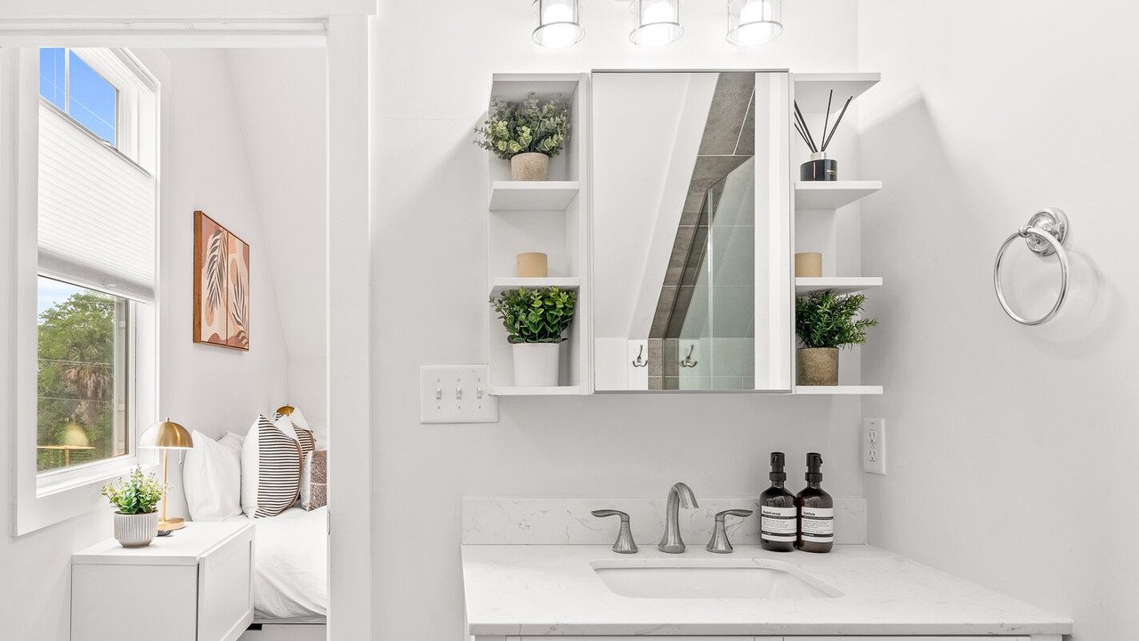 Photo of Bathroom in Downtown Charleston