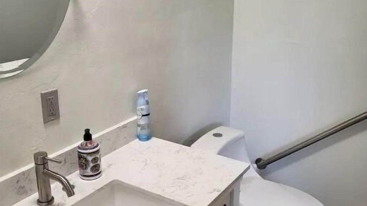 Photo of Bathroom in San Carlos Park