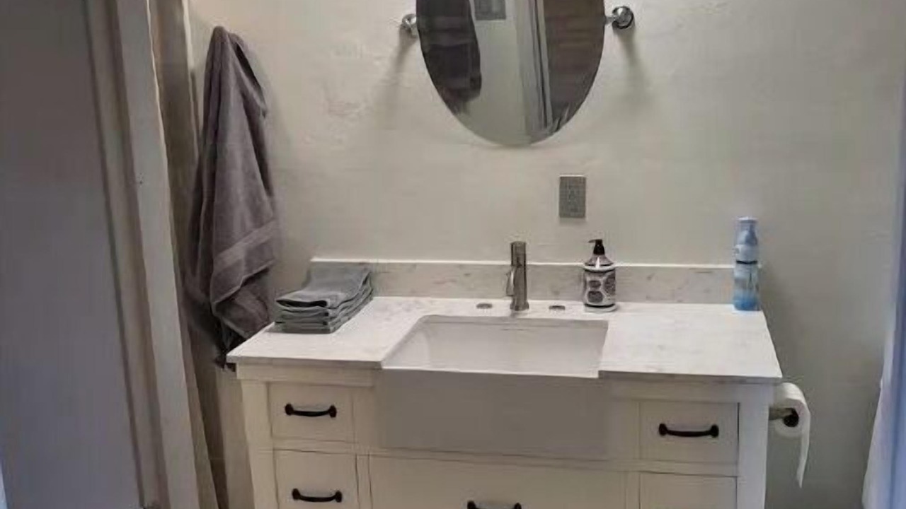 Photo of Bathroom in San Carlos Park