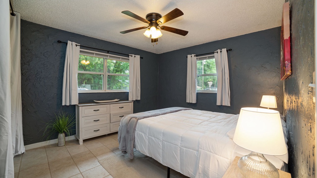Photo of Bedroom in Fellowship