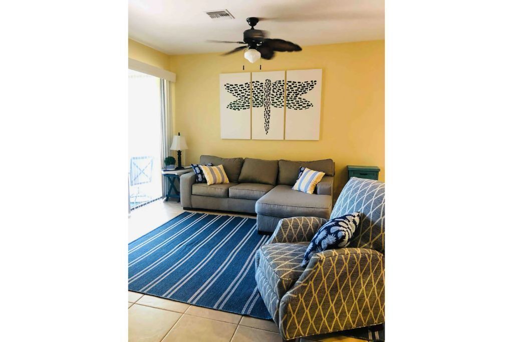 Photo of Livingroom in Rotonda Lakes