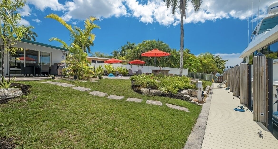 Photo of Outdoor in Lauderdale Isles