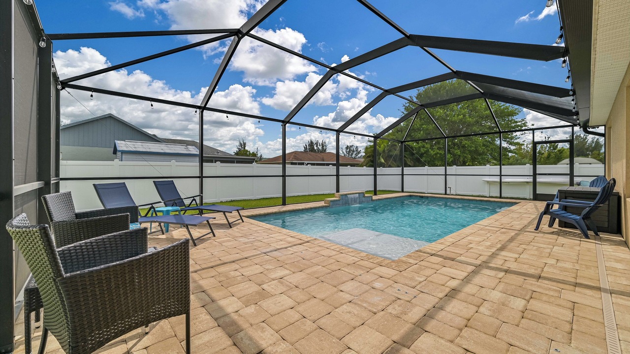 Photo of Outdoor in Pelican