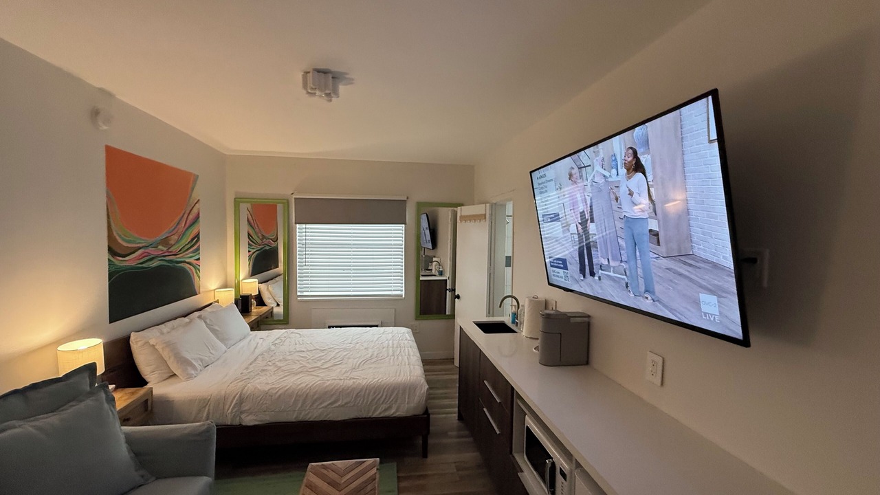 Photo of Bedroom in South of Fifth