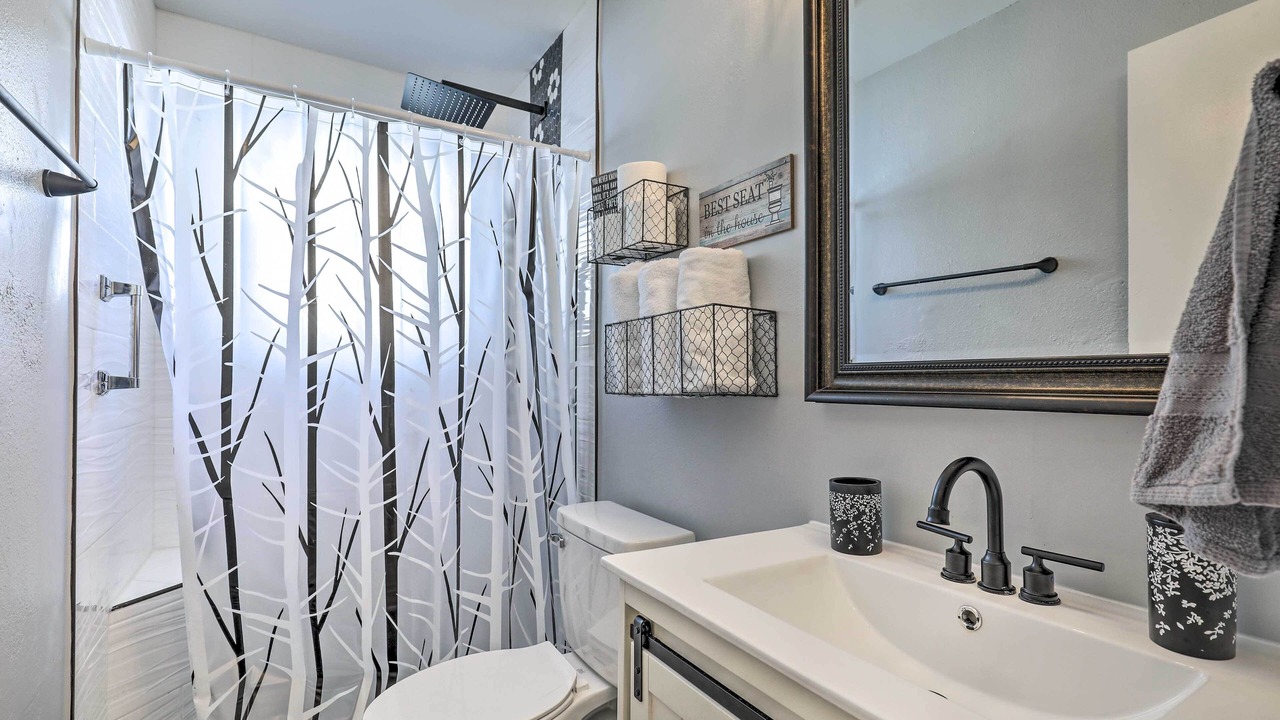 Photo of Bathroom in Holiday Lakes West