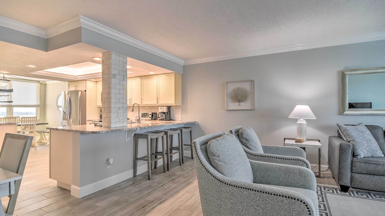 Photo of Livingroom in Redington Shores