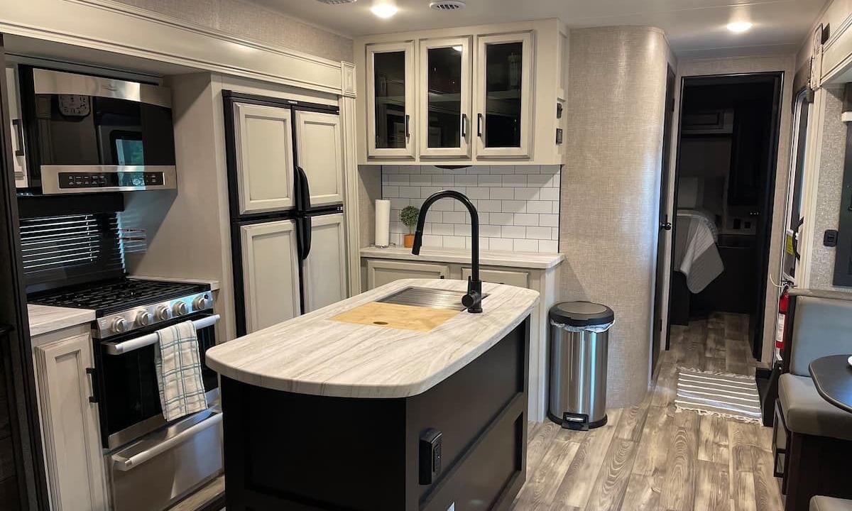 Photo of Kitchen in Carrabelle