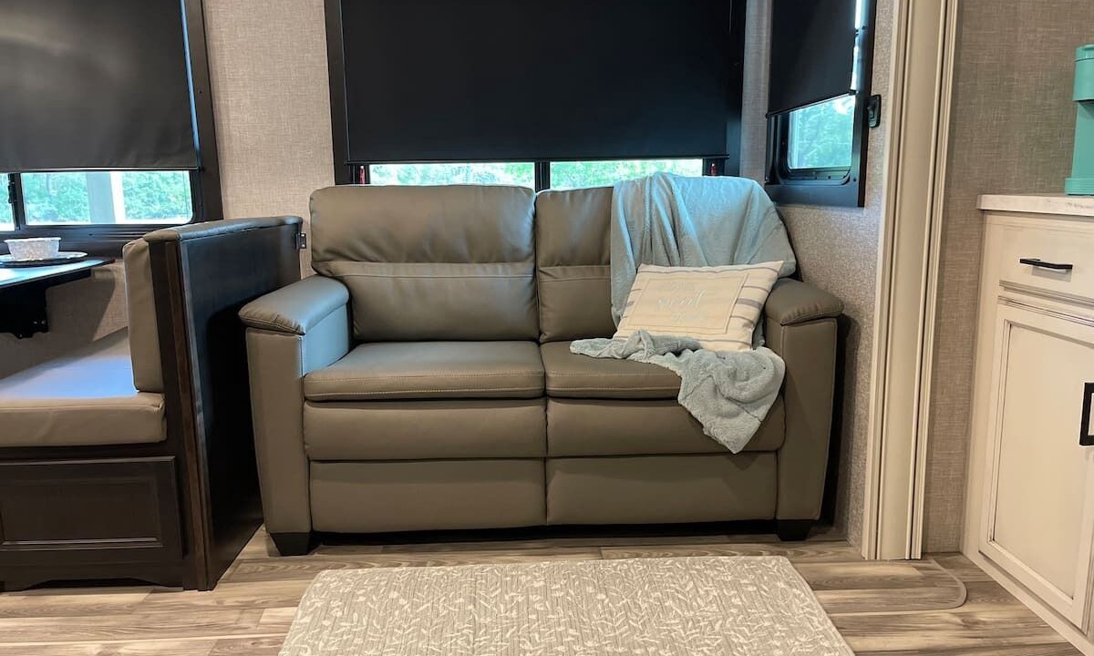 Photo of Livingroom in Carrabelle
