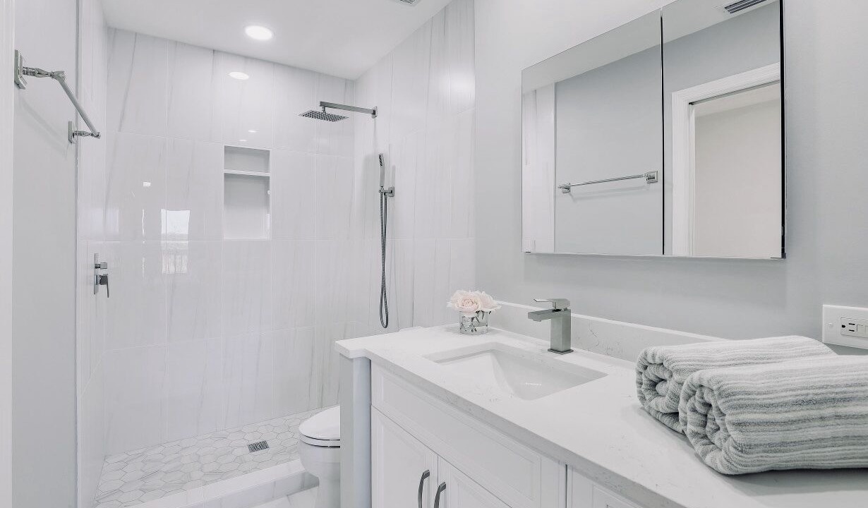 Photo of Bathroom in Hammock Bay