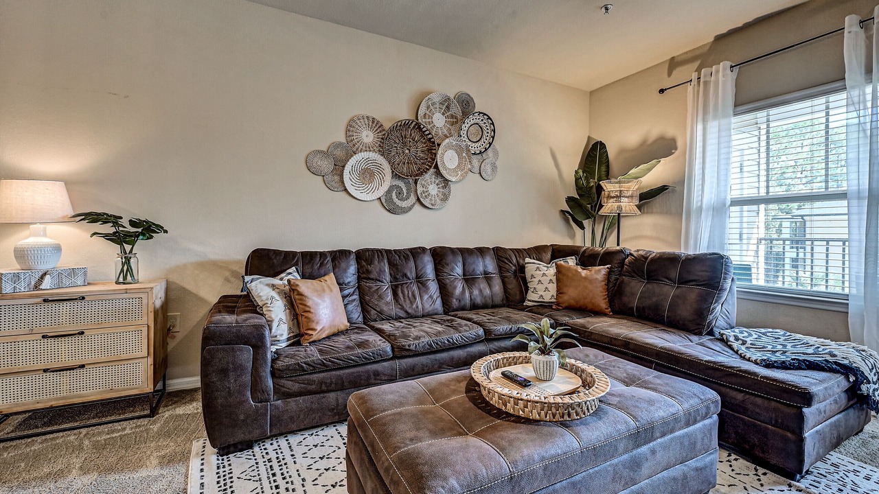 Photo of Livingroom in Northside
