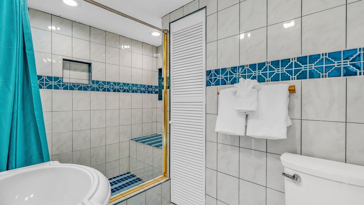 Photo of Bathroom in Long Key
