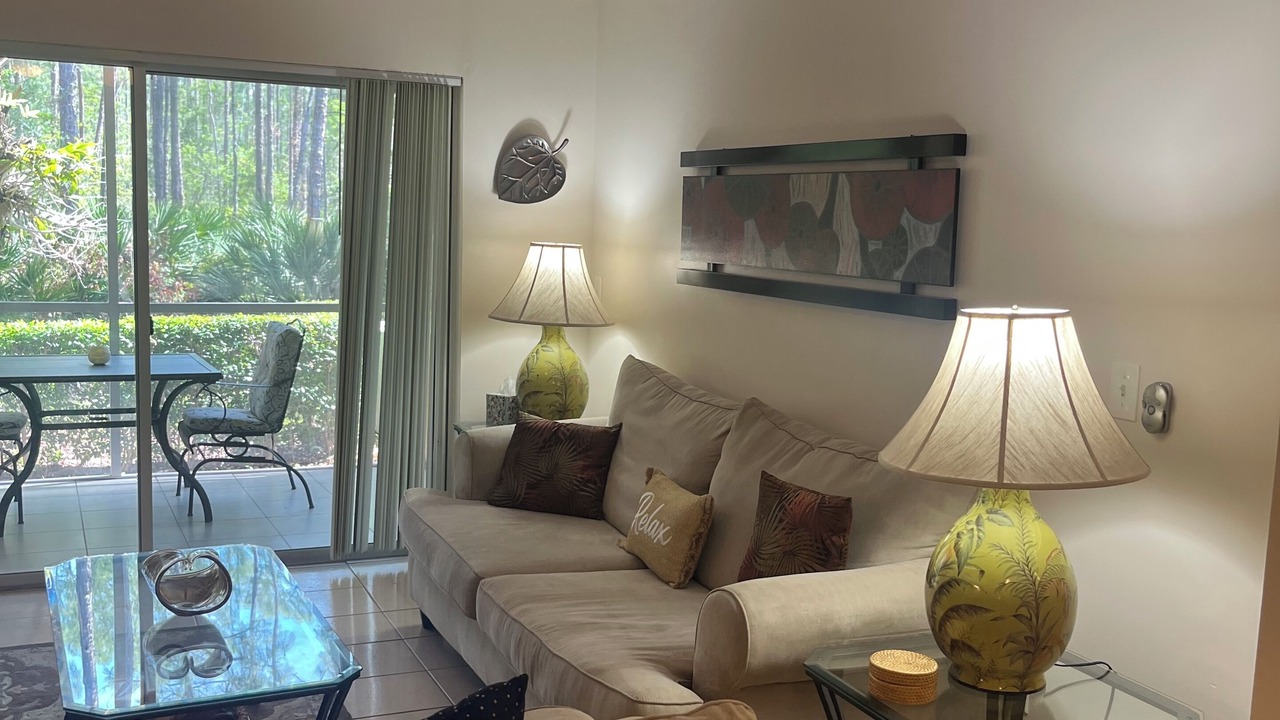 Photo of Livingroom in Naples