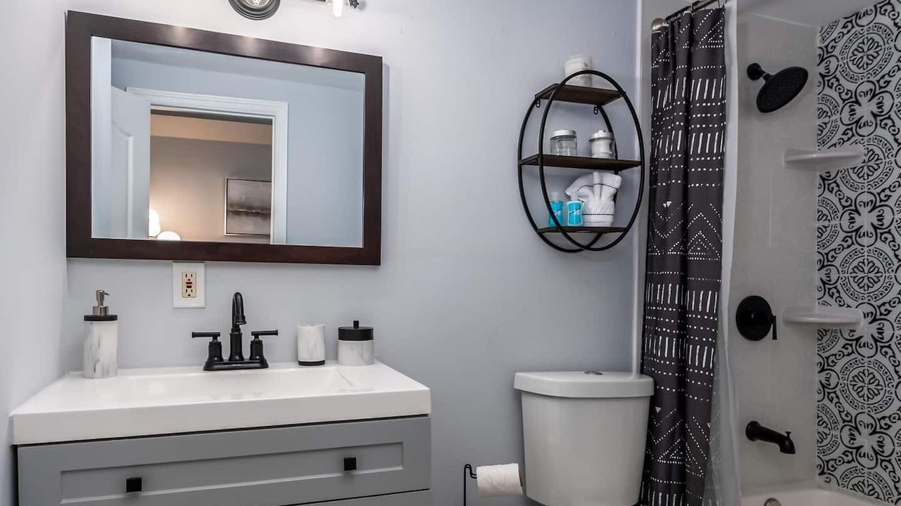 Photo of Bathroom in Old Seminole Heights