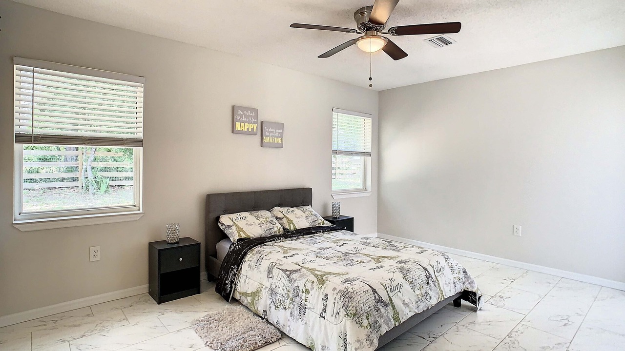 Photo of Bedroom in Floral City