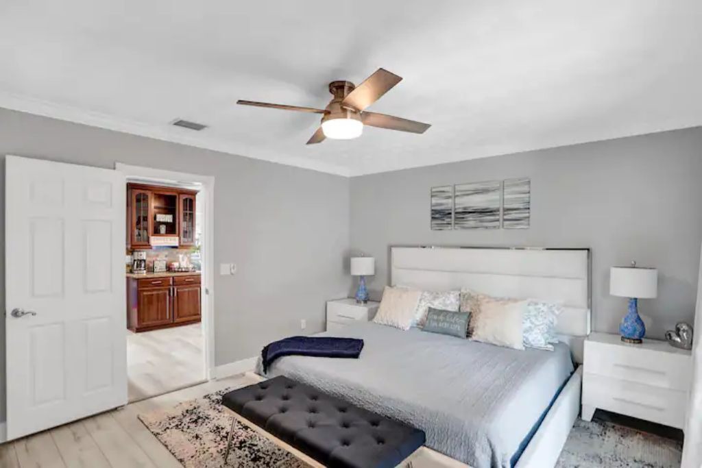 Photo of Bedroom in Garden Isles