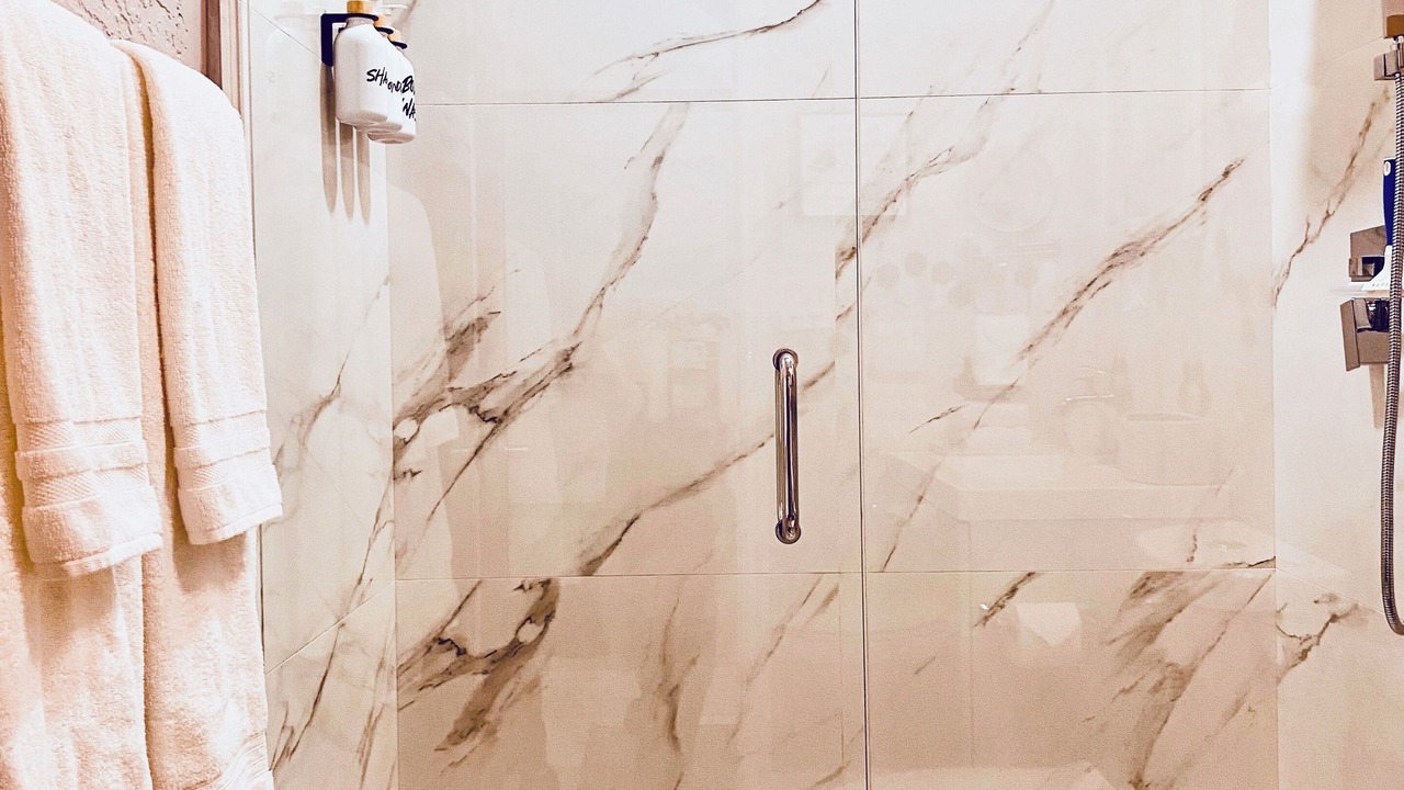 Photo of Bathroom in Pelican