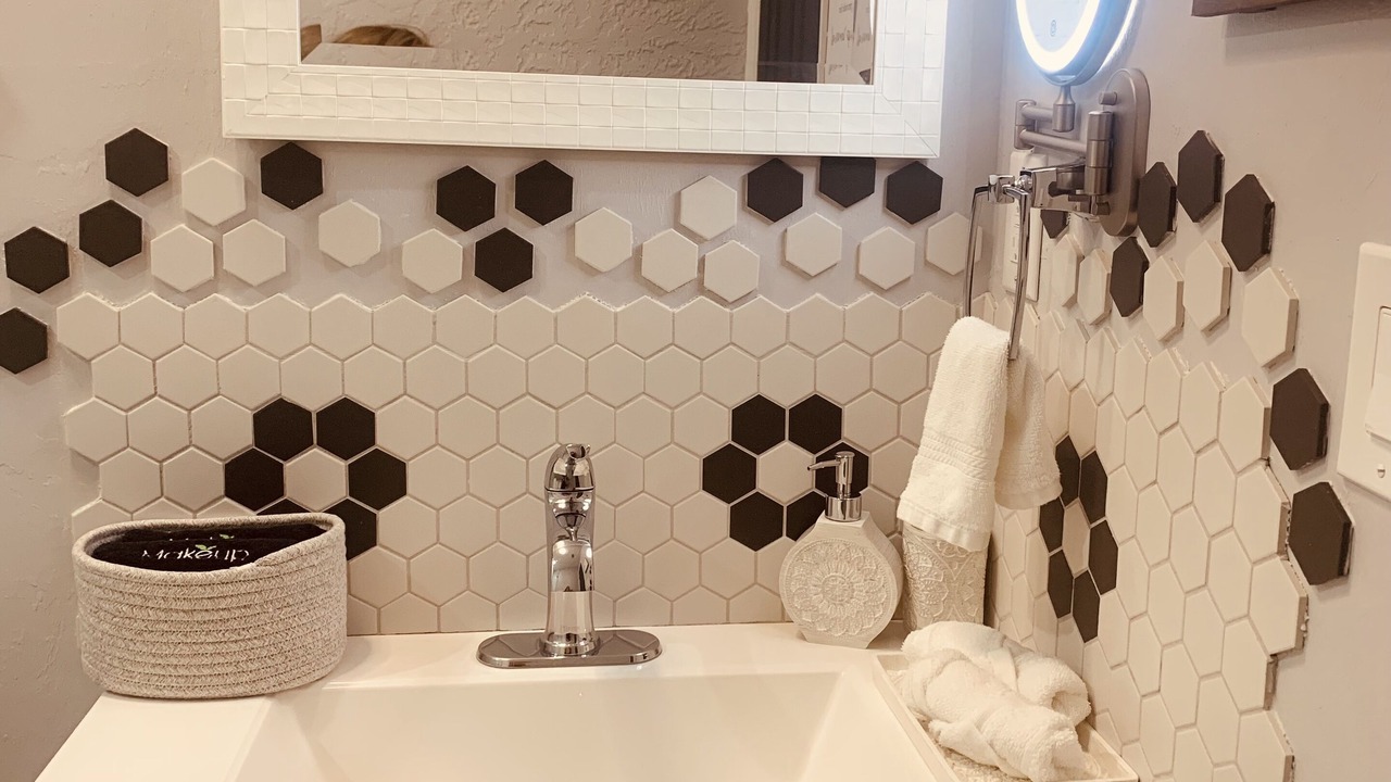 Photo of Bathroom in Pelican