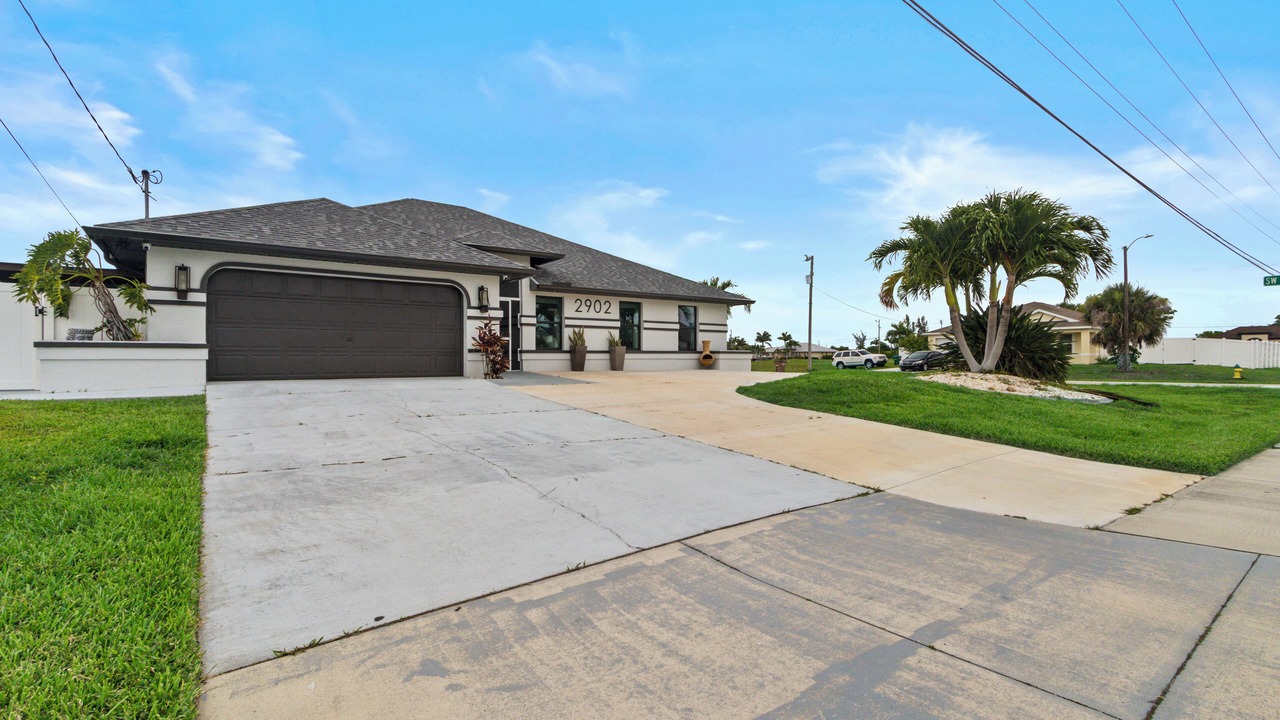 Photo of Outdoor in Pelican