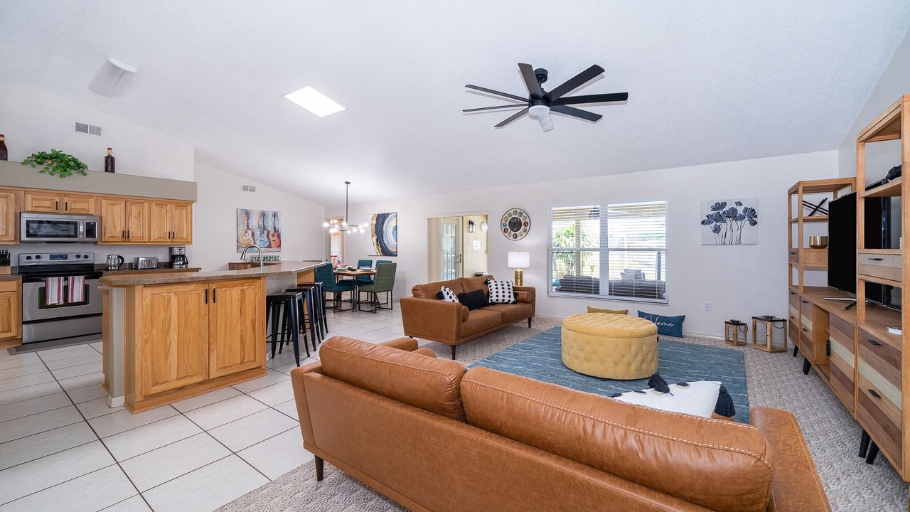 Photo of Livingroom in Sunridge Woods