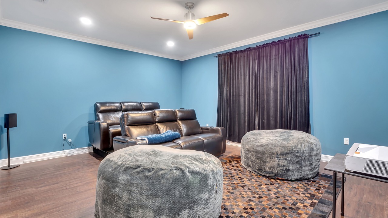 Photo of Livingroom in Tallahassee