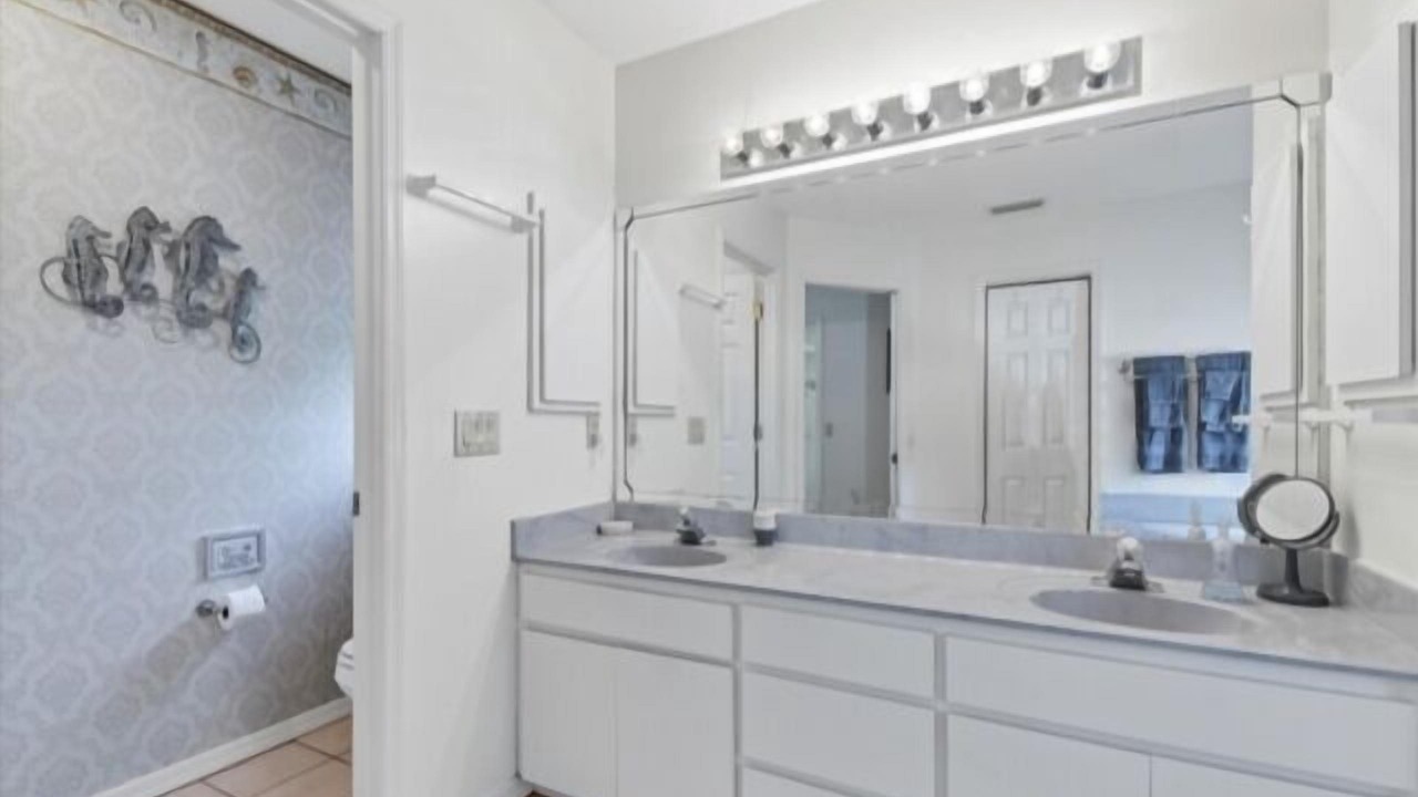 Photo of Bathroom in Cape Haze