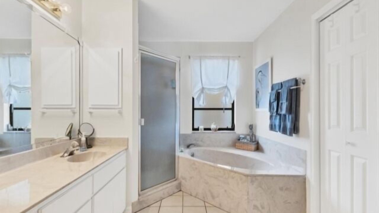 Photo of Bathroom in Cape Haze