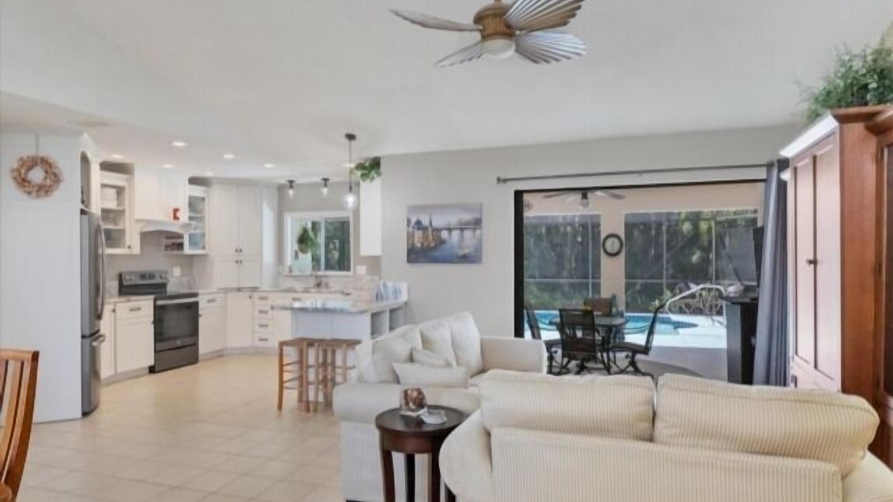 Photo of Livingroom in Cape Haze