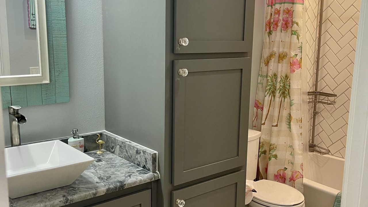 Photo of Bathroom in Navarre Beach
