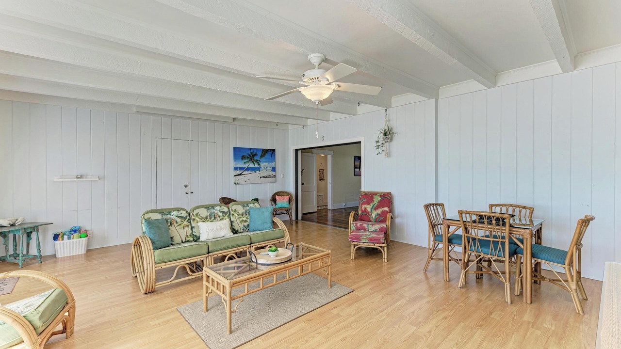 Photo of Livingroom in Independence Square