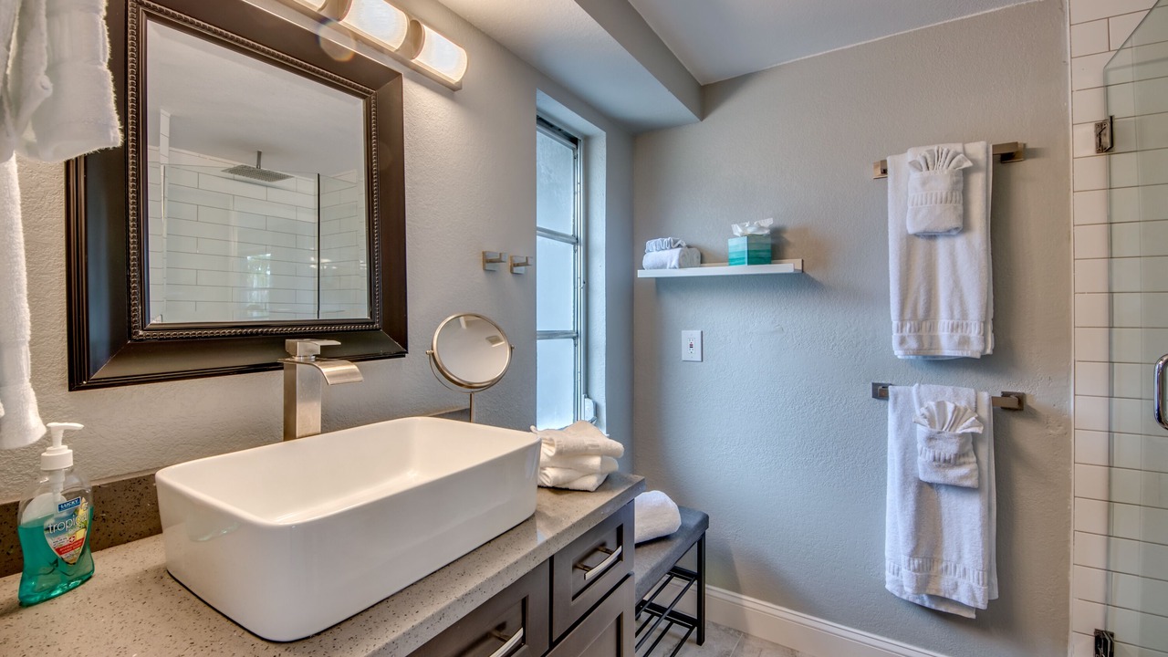 Photo of Bathroom in Lochmoor Waterway Estates